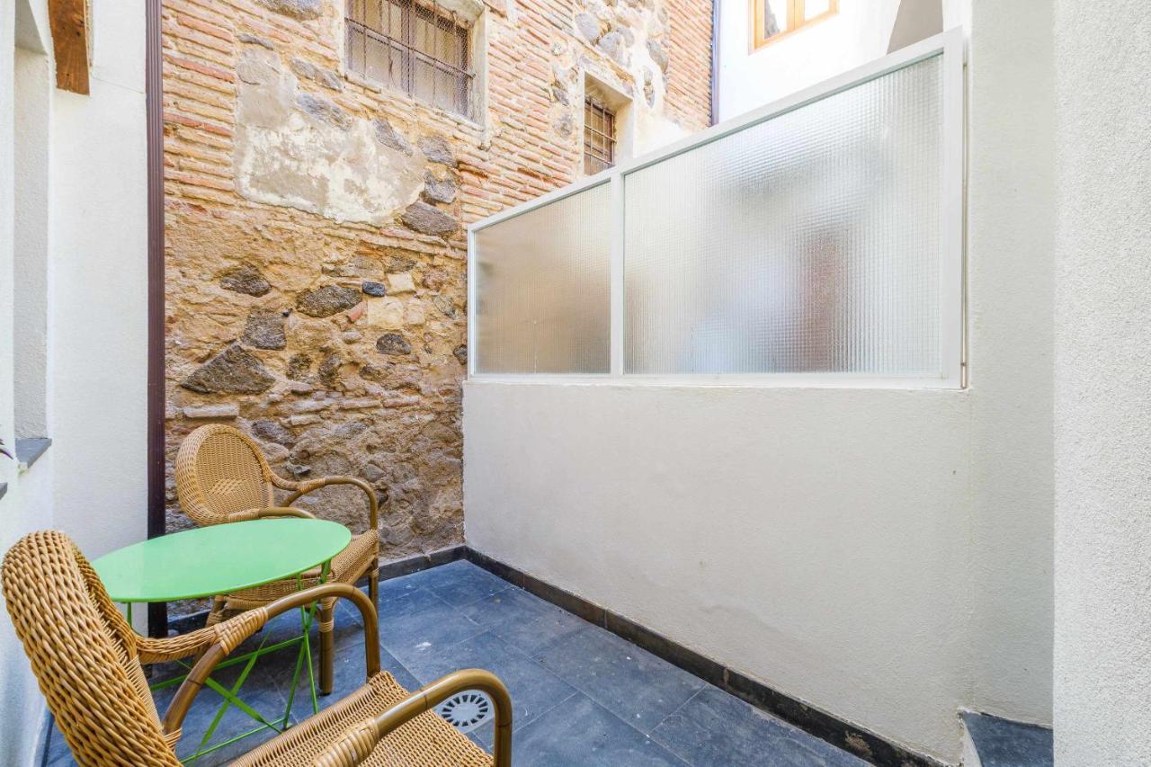 Apartamento Con Patio Junto A La Catedral By Toledo Ap Bagian luar foto