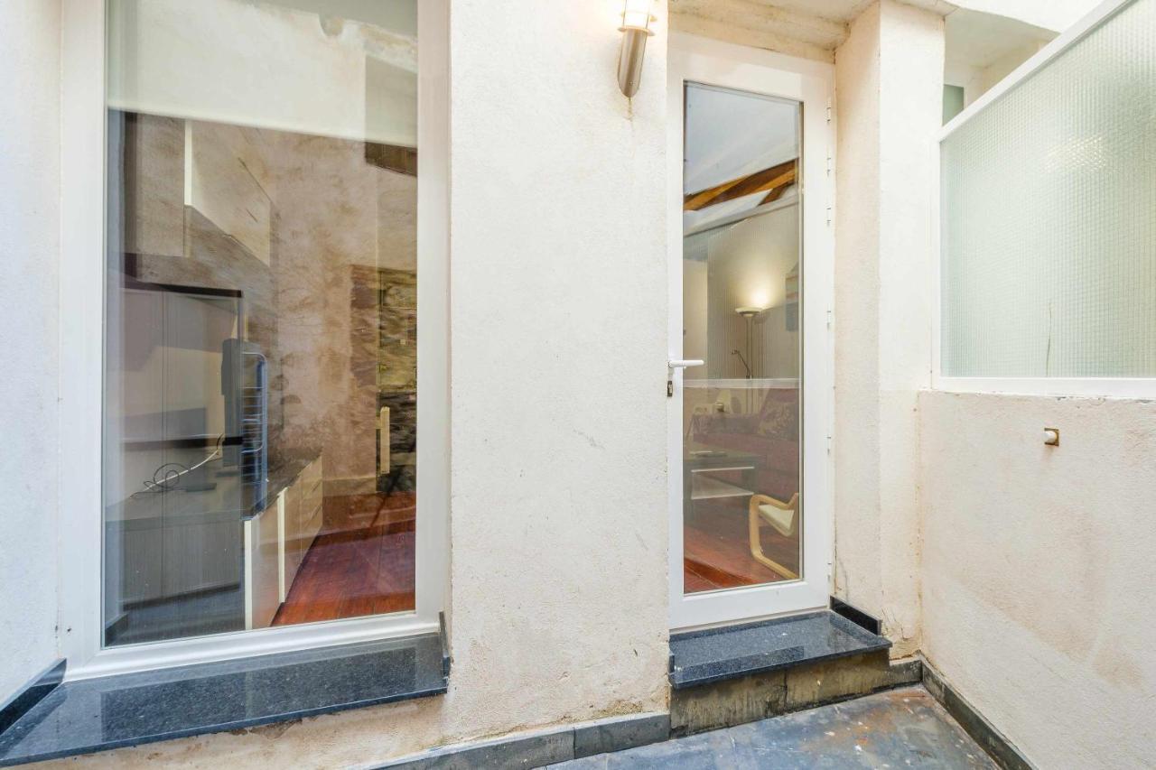 Apartamento Con Patio Junto A La Catedral By Toledo Ap Bagian luar foto